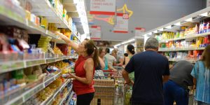 consumo-das-familias-mantem-se-em-alta-no-mes-de-abril