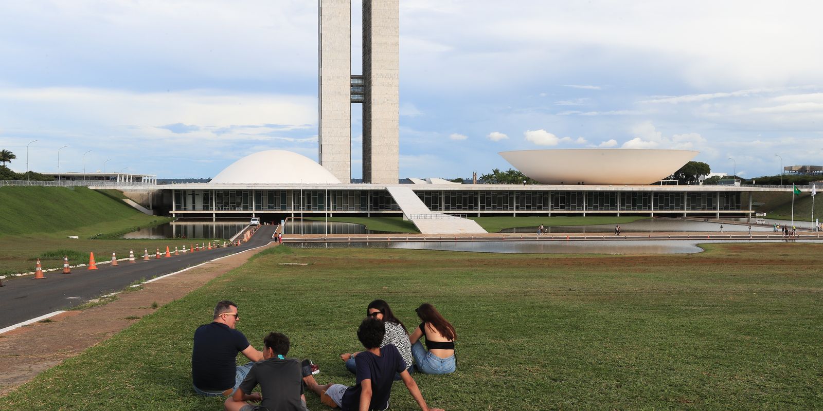 senado-cria-comissao-para-estreitar-lacos-com-congresso-dos-eua