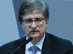 pgr-quer-investigar-atuacao-de-eduardo-bolsonaro-contra-autoridades