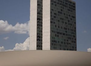 camara-aprova-aumento-de-pena-para-crime-contra-profissionais-de-saude