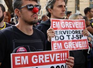 servidores-da-justica-de-sp-suspendem-greve