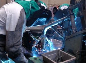 vendas-de-maquinas-e-equipamentos-sobem-13,4%-no-quadrimestre