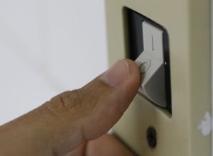 conta-de-luz-tera-bandeira-vermelha-em-junho,-anuncia-aneel