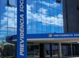 justica-bloqueia-r$-23,8-milhoes-de-suspeitos-de-fraude-contra-inss